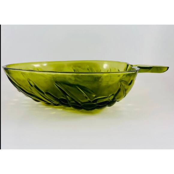 Vintage Green Pressed Glass Grape Leaf Serving Bowl with Handle – Avocado Green - Picture 2 of 3